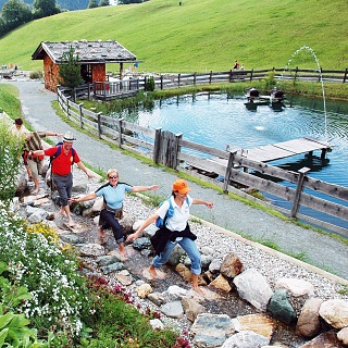 TOUR 1 Austria's longest barefoot path